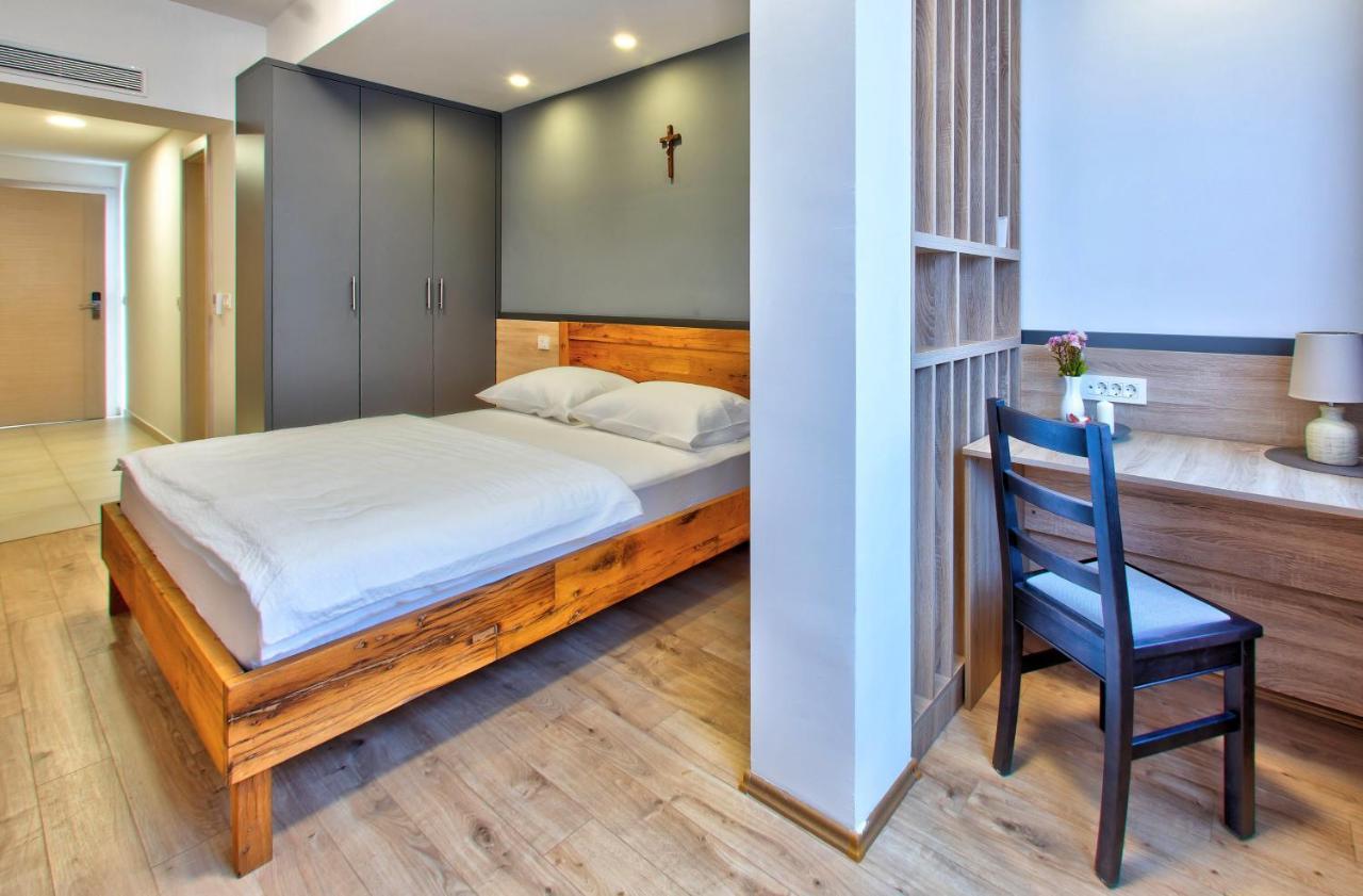 Hotel Dompes Mostar Zewnętrze zdjęcie